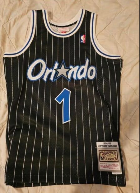 Classic Basketball Team Jersey - Image 3